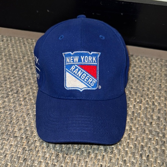 New York Rangers Blue Cap NYU Alimni - Picture 3 of 4